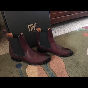 FRYE CHELSEA BOOTS